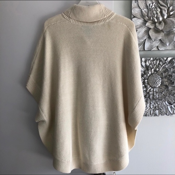 RALPH LAUREN Crean Knit Cape Sweater - Picture 6 of 6